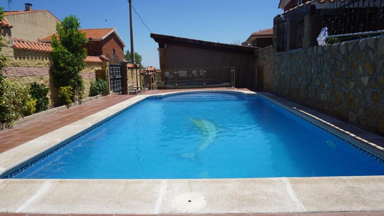 Chalet Relax Luxury Navas del Rey Eksteriør billede
