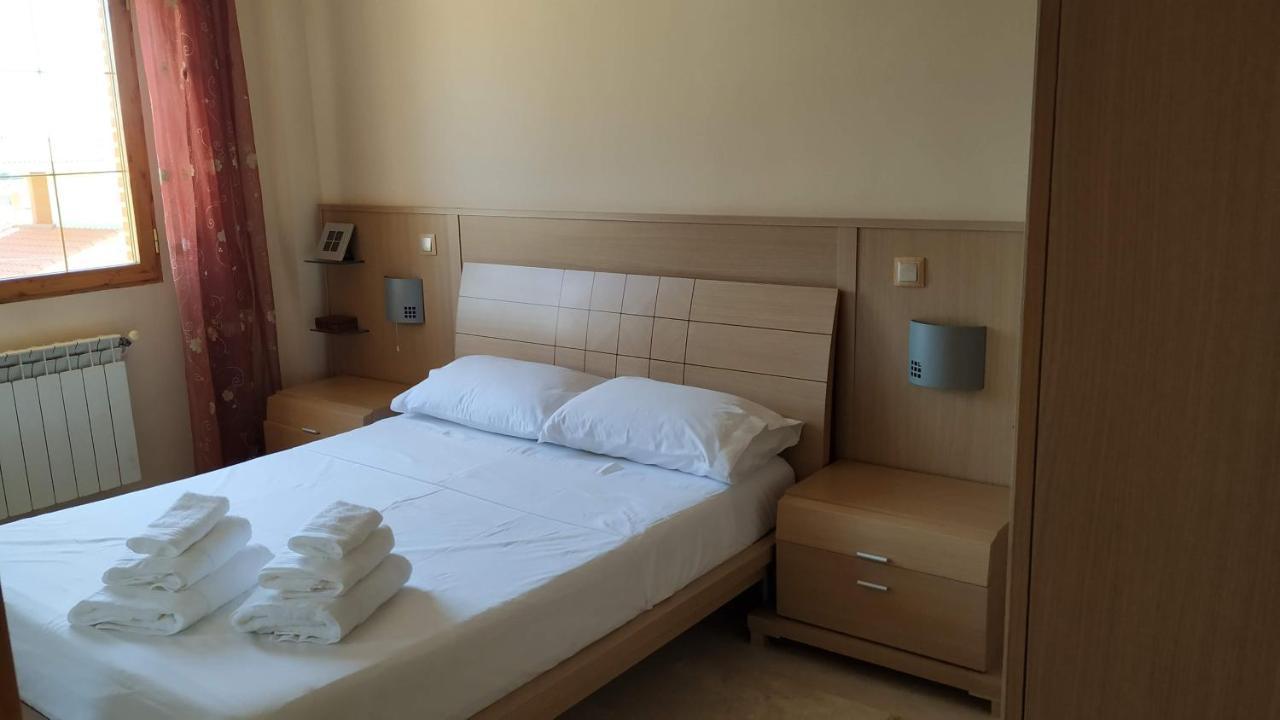 Chalet Relax Luxury Navas del Rey Eksteriør billede
